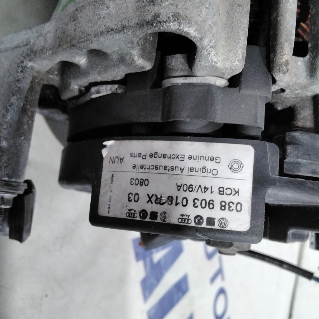 Alternador Volkswagen Polo / Skoda Fabia / Seat Ibiza 1.4 TDI año 2006 código: 038903018RX (sf15p5)