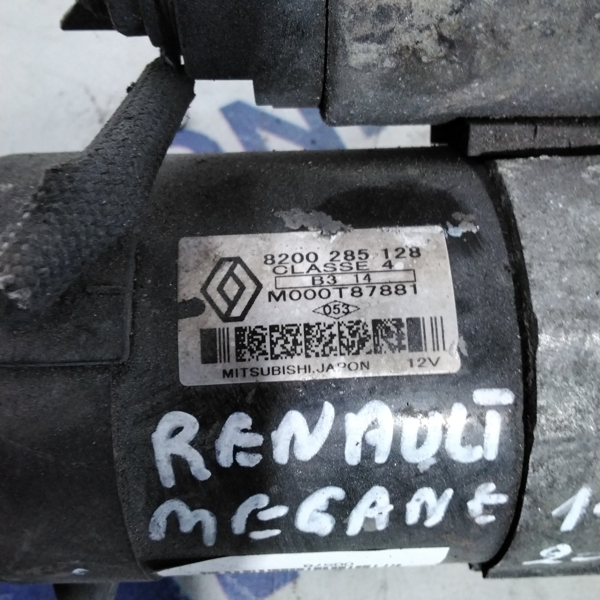 starter motor megane 1.5 Dci year 2005 code :8200285128(sf15p4)