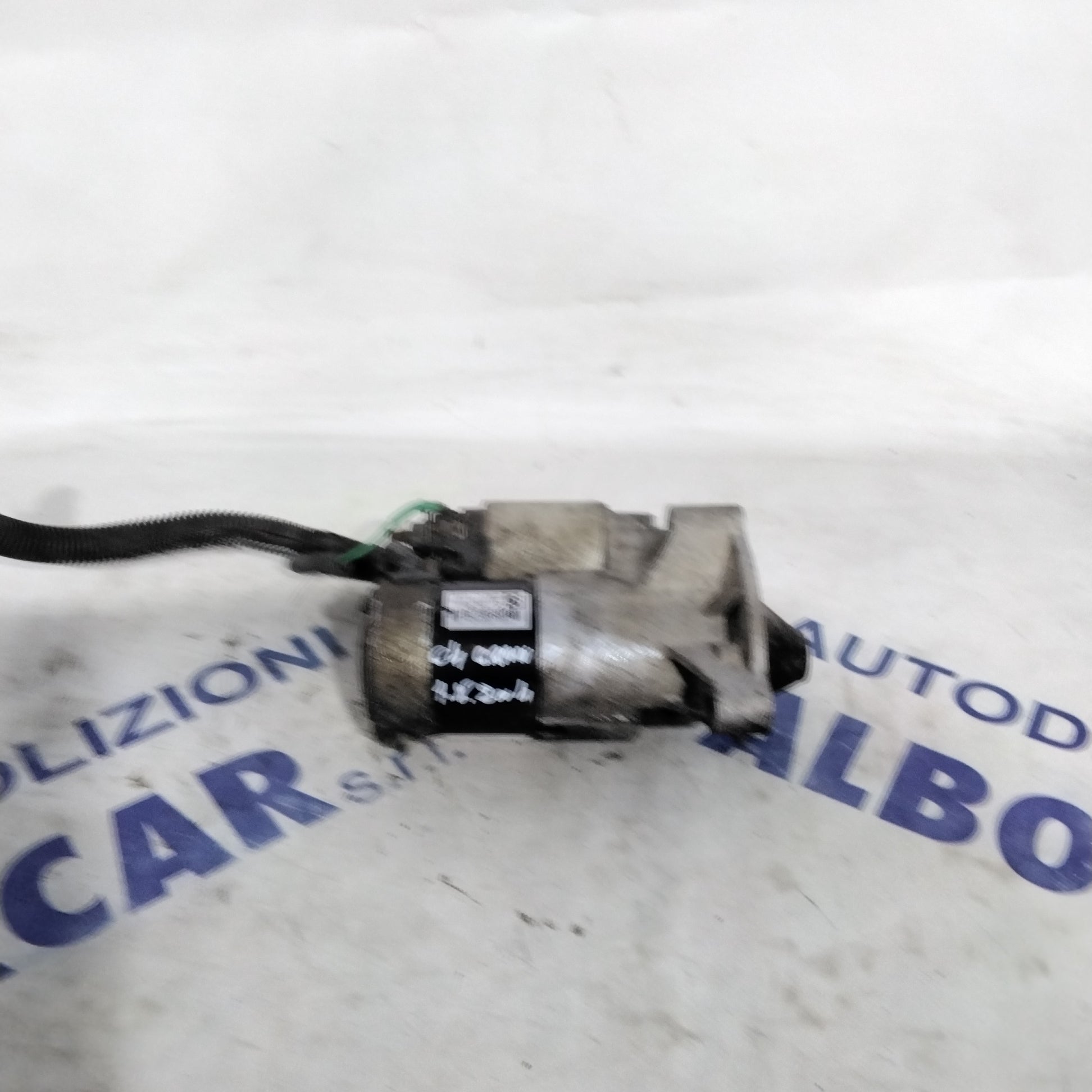 starter motor Citroen C4 Grand Picasso 1.8 diesel year 2004 code:965631768003