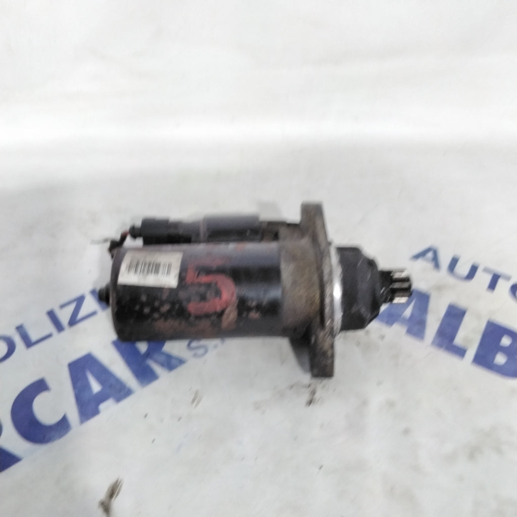 starter motor Volkswagen Golf 5 1.9 TDI year 2006 (sf15p2)