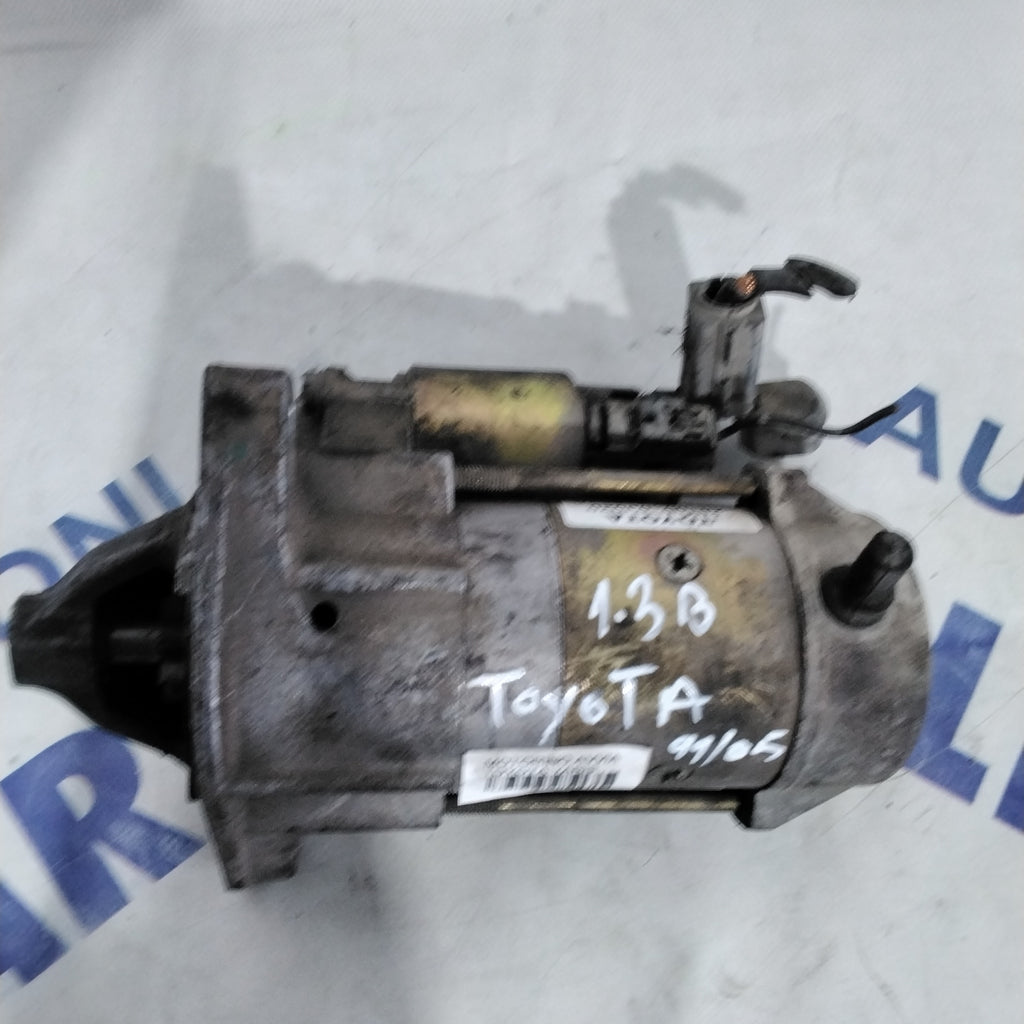 starter motor toyota yaris 1.3 petrol year 1999/2005 code: 281000J020(sf15p2)