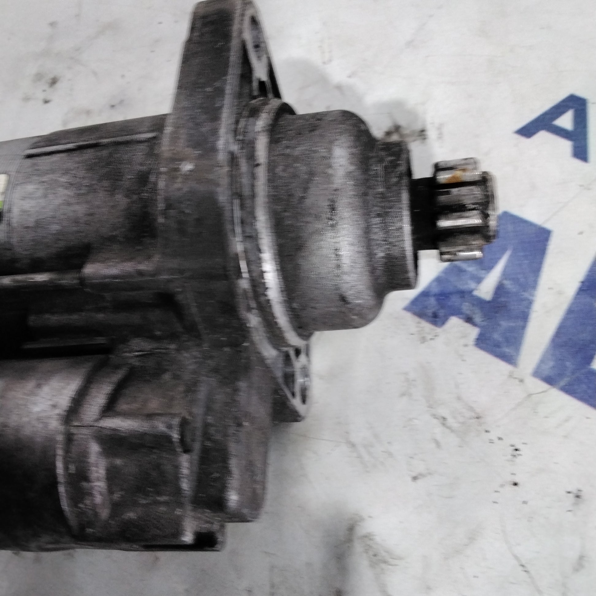 starter motor Audi A3 2.0 TDI year 2006 (sf15p2)