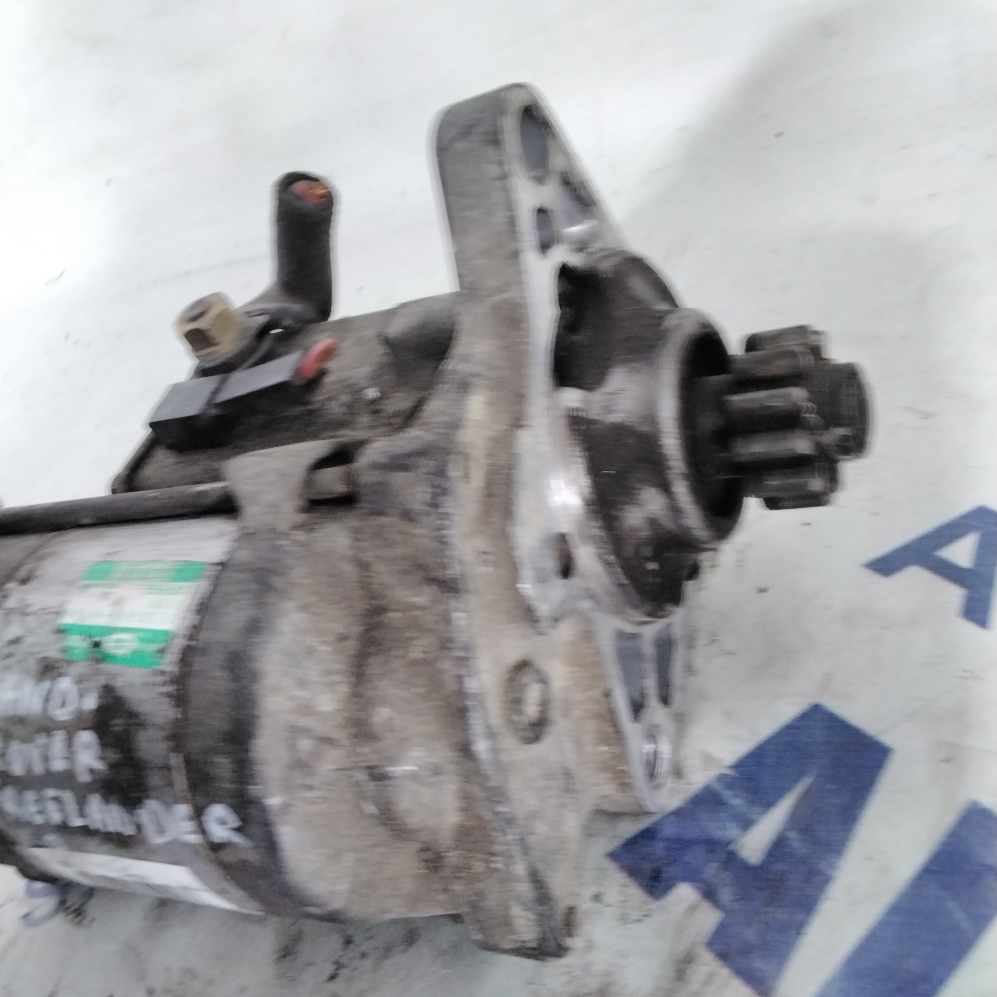 starter motor Land Rover Freelander 2.0 diesel year 2000 code: 2280004960 (sf15p1)