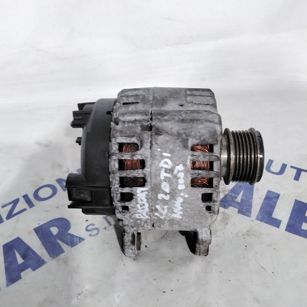 Alternator Volkswagen Passat 2.0 TDI year 2007 code: 03L903023E (sf15p7)