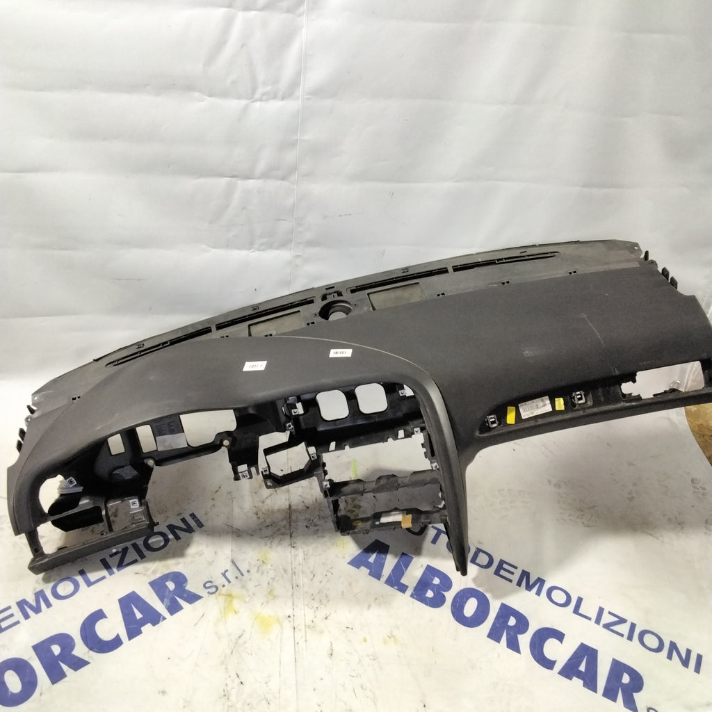 Audi A6 dashboard year 2004 (sf19p2)