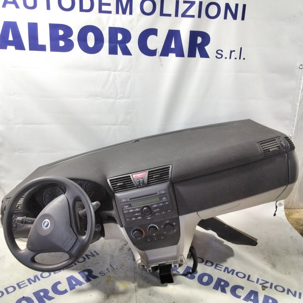 cruscotto completo di airbag e centralina e cinture fiat stilo anno 2005 (sf19p2)