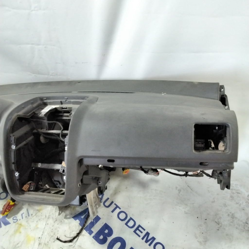 dashboard volkswagen golf 5 year 2006 (sf19p3)
