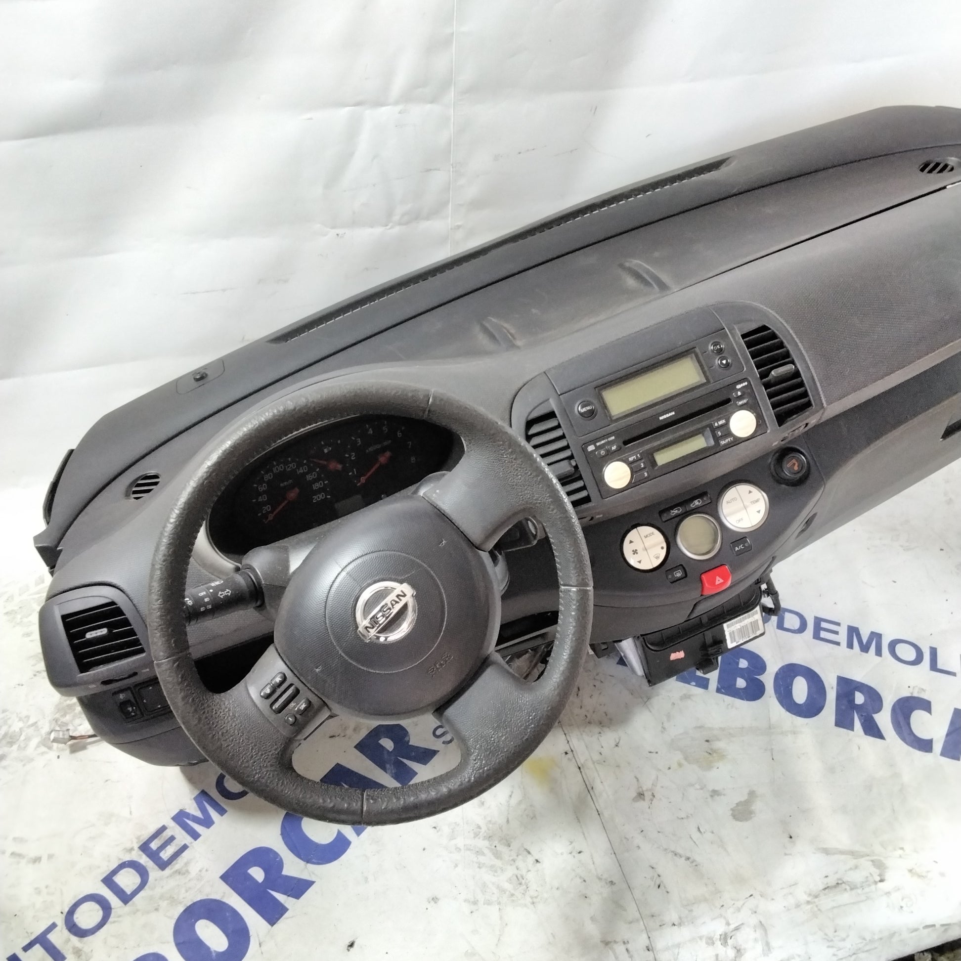 complete dashboard nissan micra year 2006 (sf19p3)