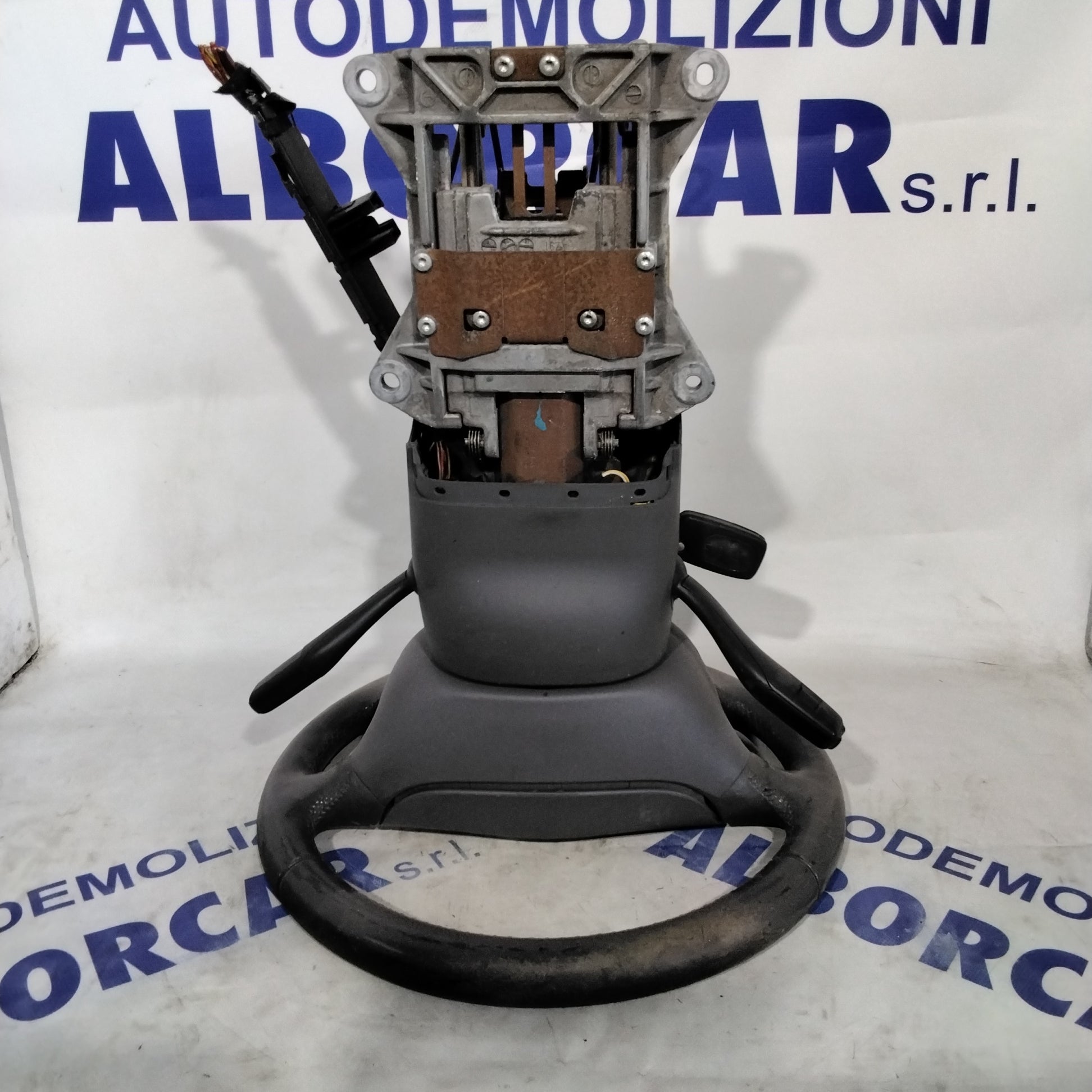 Steering column complete Audi A4 B6 petrol year 2004 (3-door)
