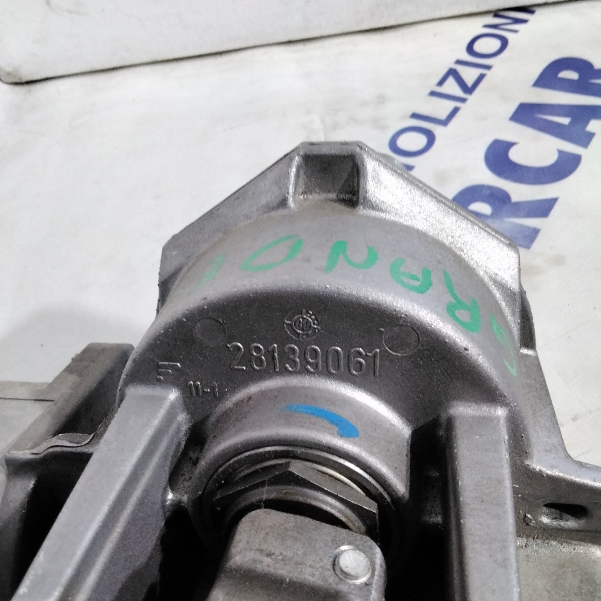 piantone sterzo fiat grande punto 1.3 multijet anno 2006 codice:28139061