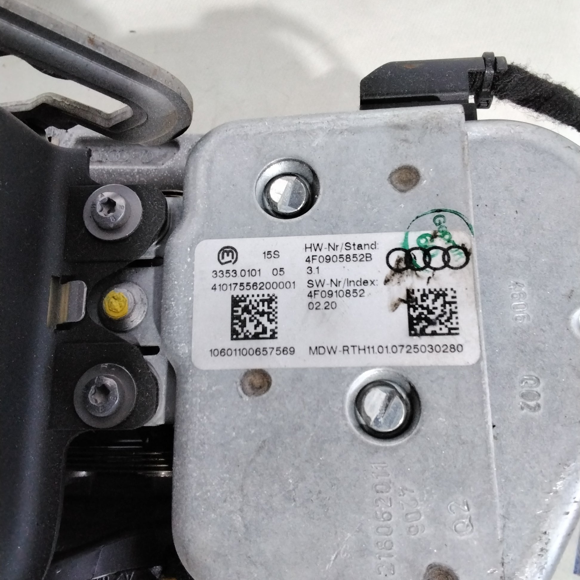 Steering column Audi A6 year 2006 (2p)