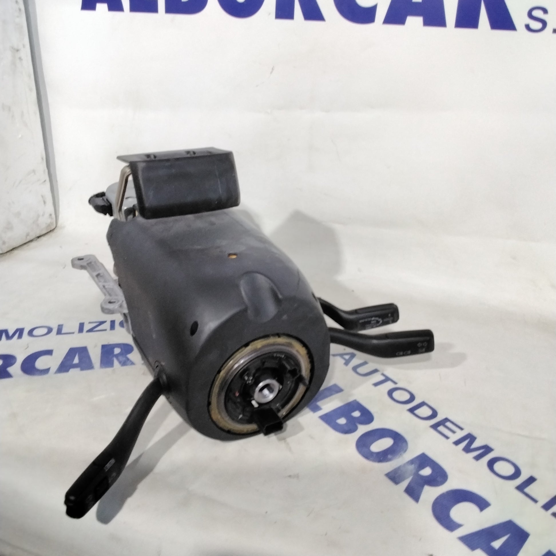 Steering column Audi A6 year 2006 (2p)