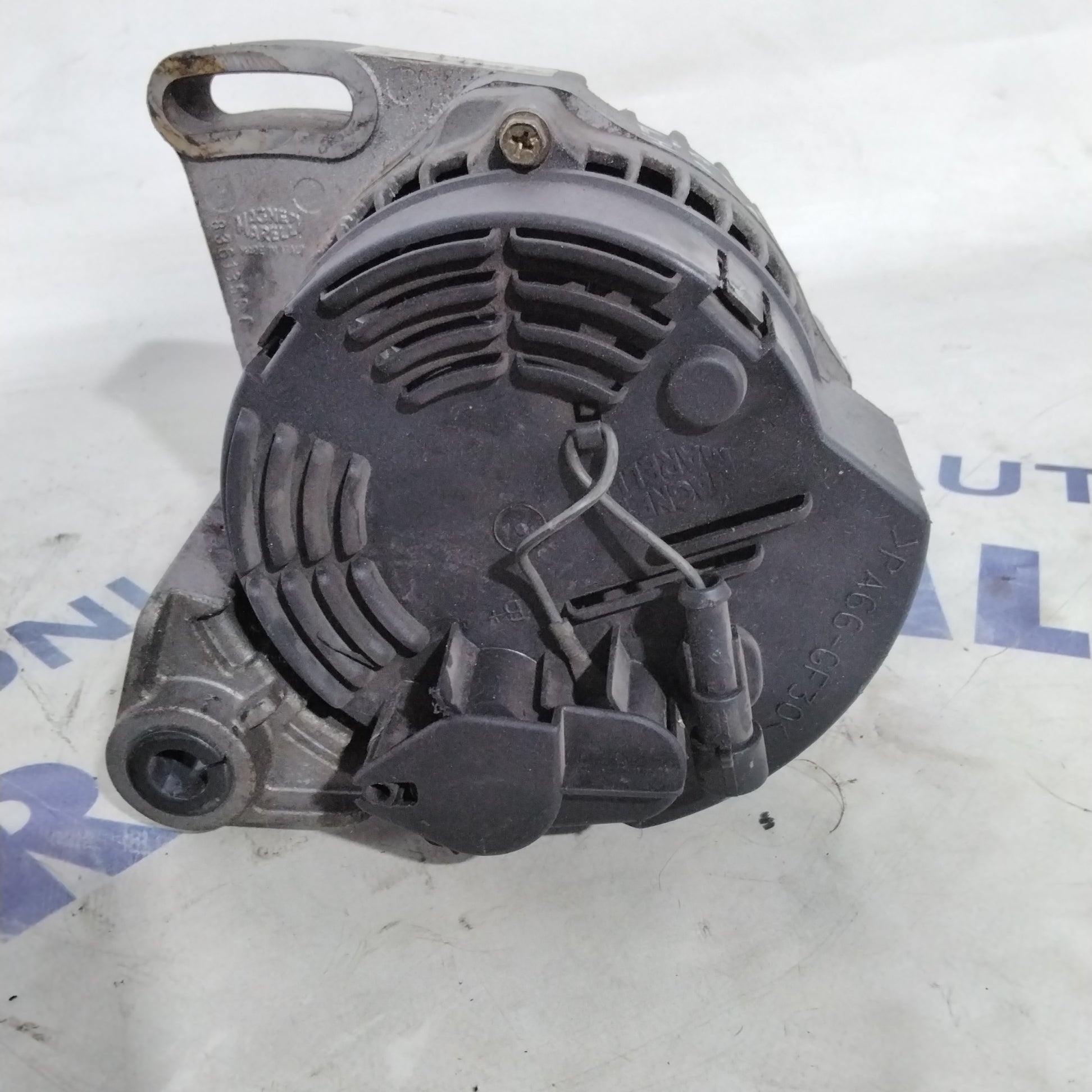 Alternator Fiat Punto first series 1.2 petrol year 1998 code:63321604( sf15p9)