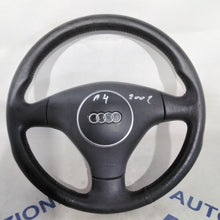 Carica l&#39;immagine nel visualizzatore di Gallery, Volante con airbag audi a4 b6 anno 2002 (3p)
