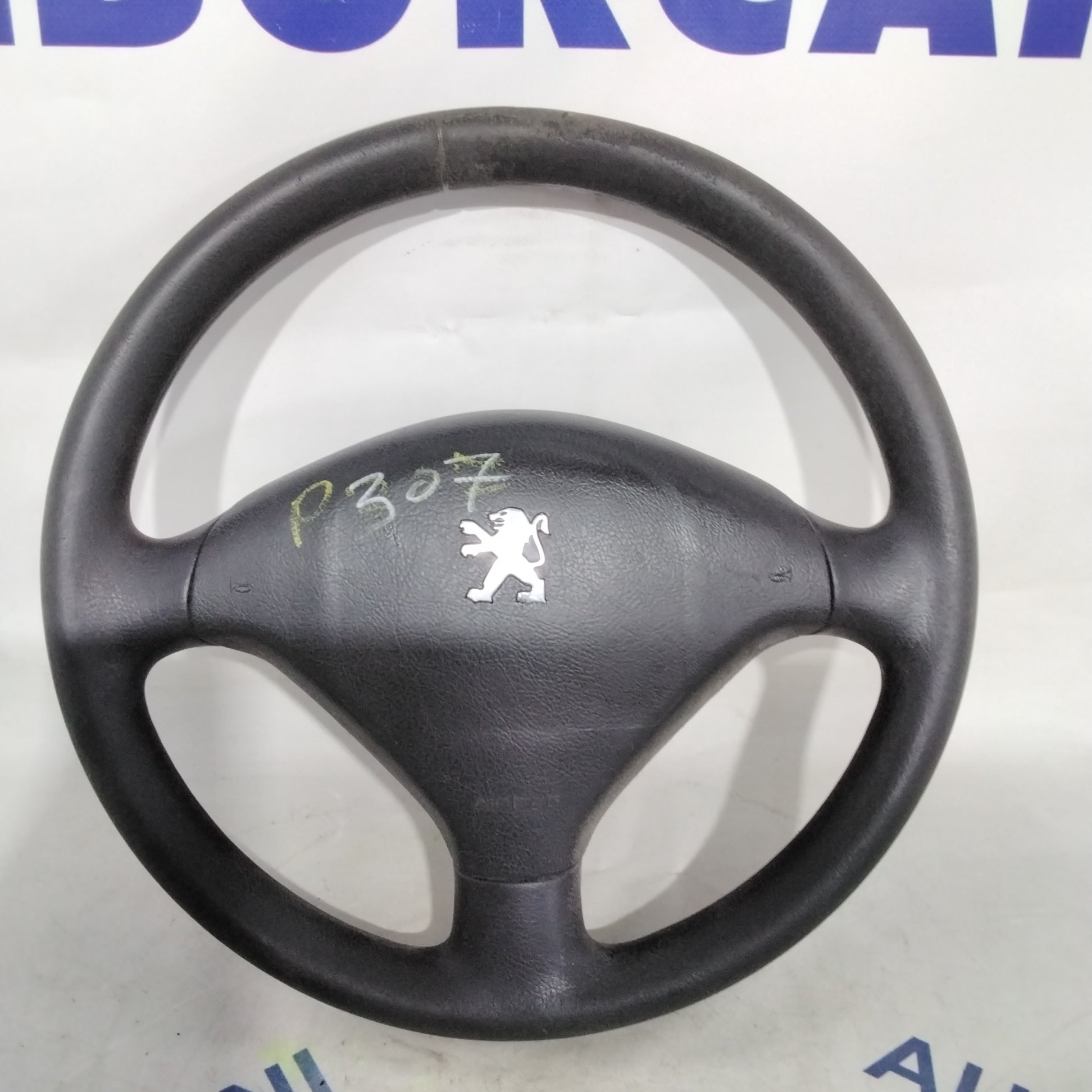 Steering wheel with airbag Peugeot 307 year 2004 (3-door)