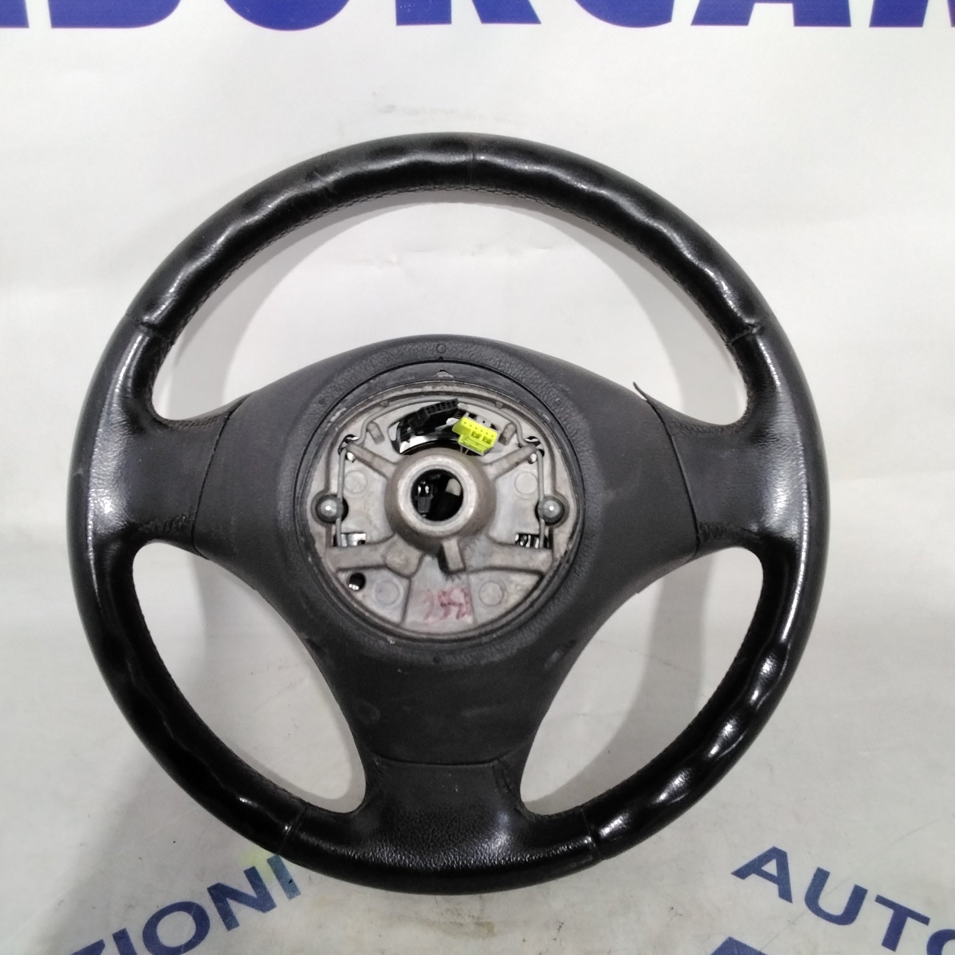 Steering wheel with airbag BMW 316 year 2010 (3-door)