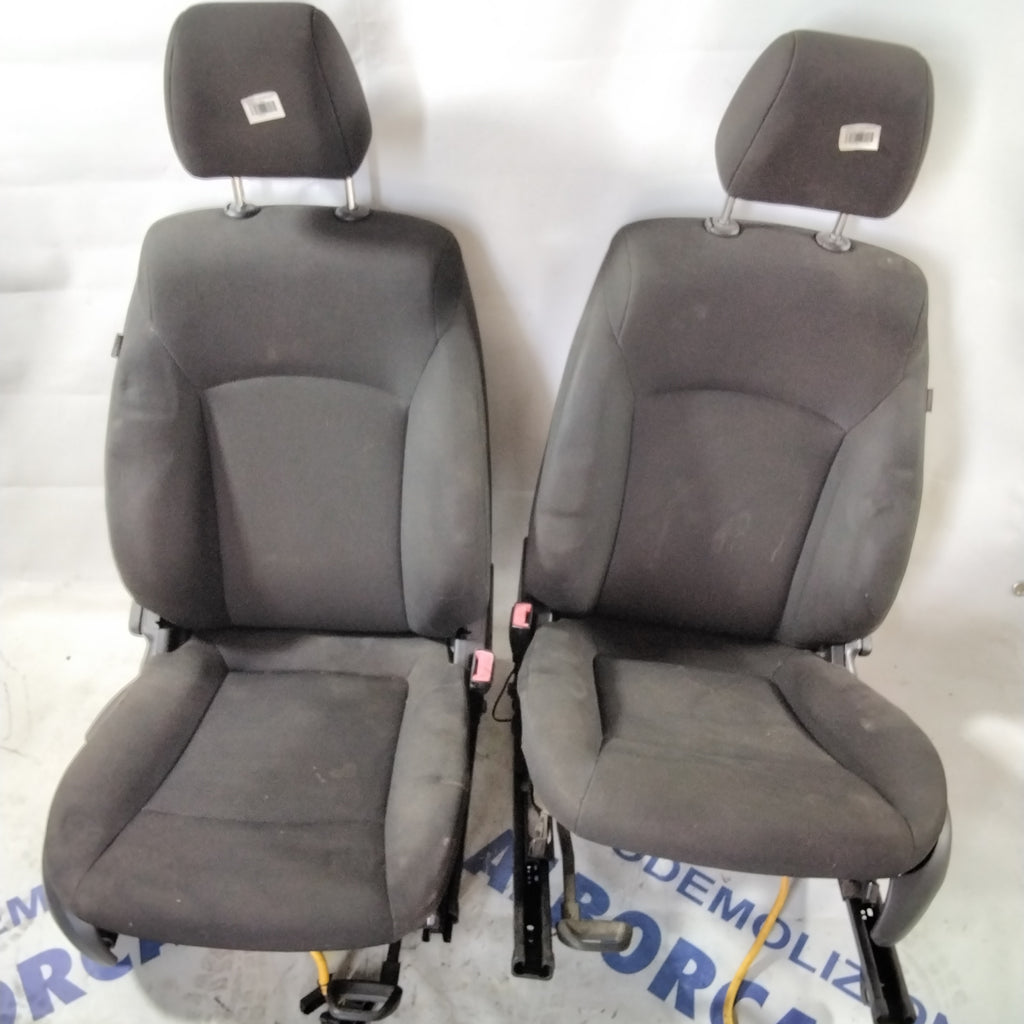 Upholstery Chevrolet Cruze 5-door year 2005