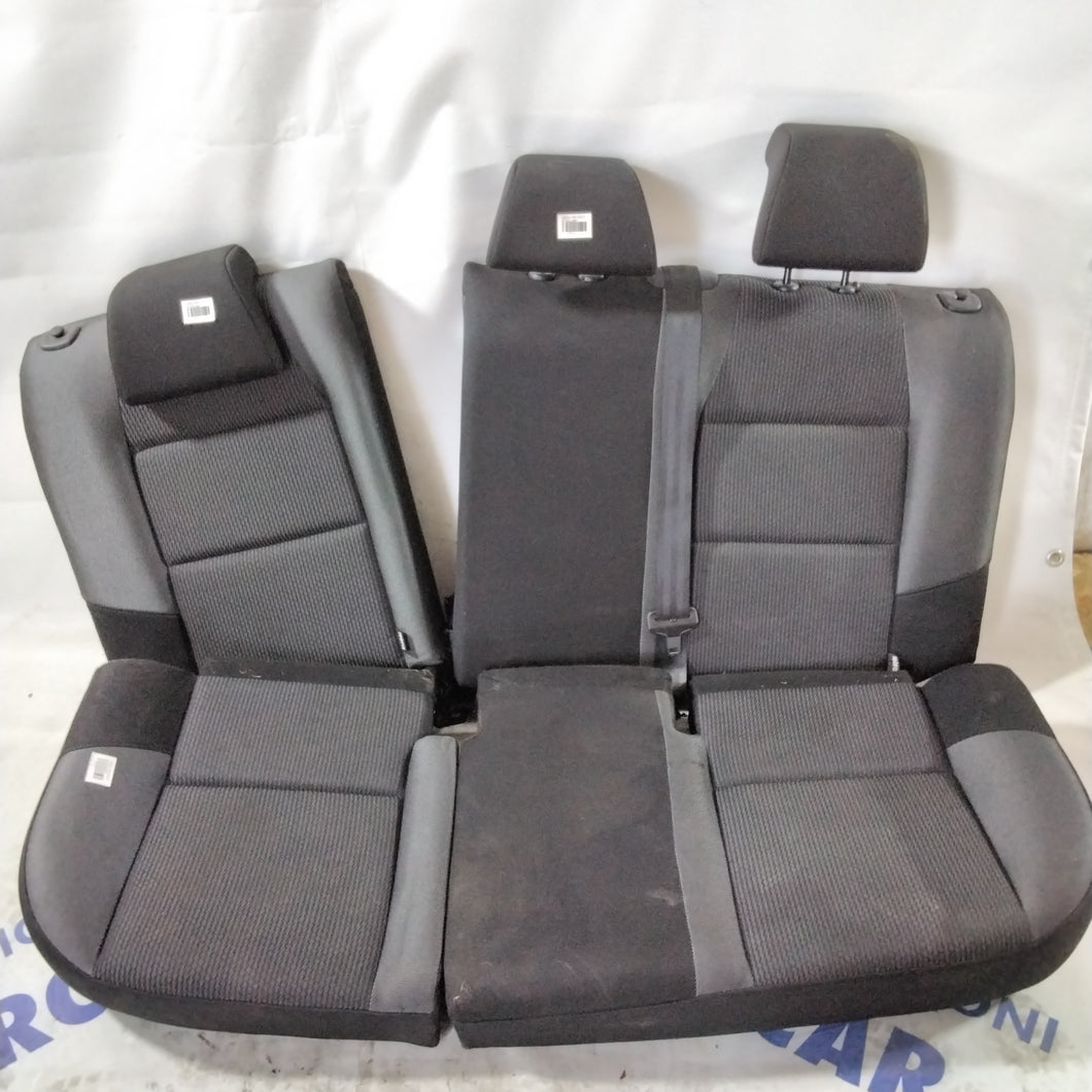 Tappezzeria peugeot 207 5 porte con airbag scoppiato latto giuda  anno 2007