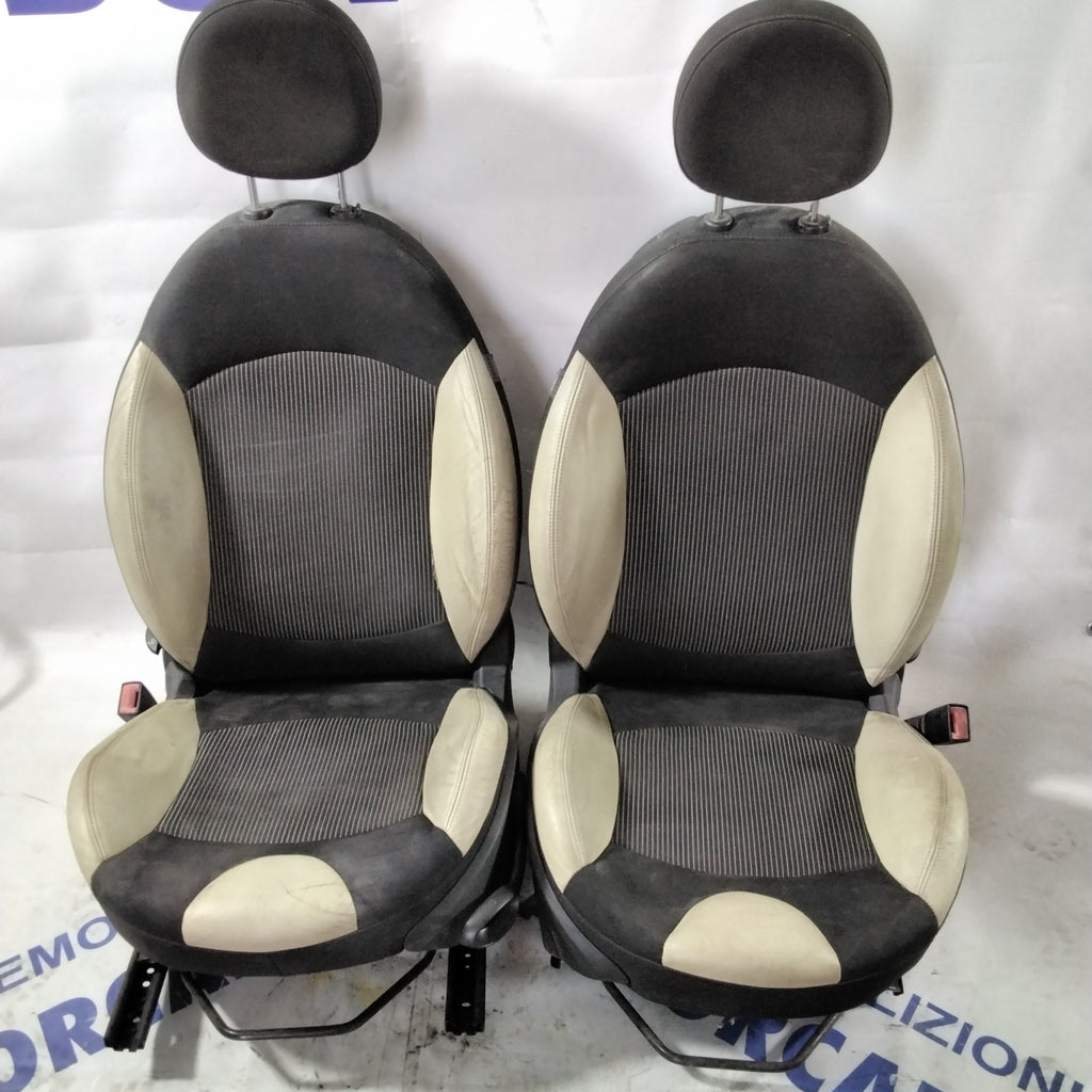Mini Cooper 3-door upholstery year 2006