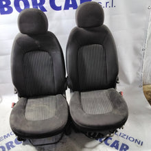 Carica l&#39;immagine nel visualizzatore di Gallery, Sedili anteriore lancia ypsilon anno 2006
