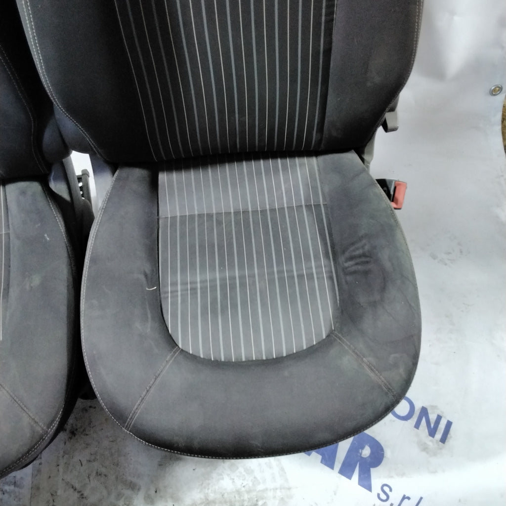 Front seats Lancia Ypsilon year 2006
