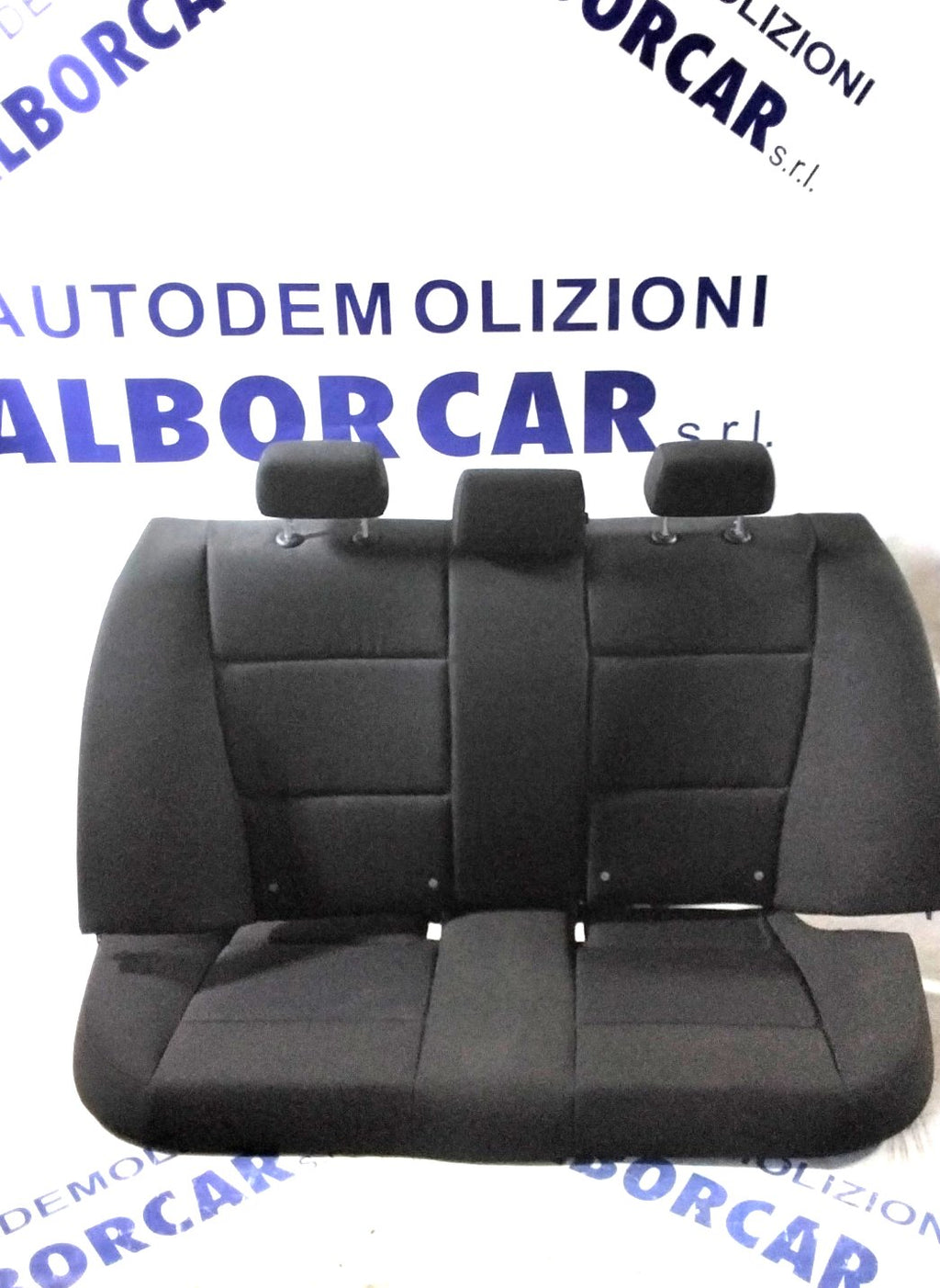 BMW 320 sedan upholstery like new car with 45k km year: 2012