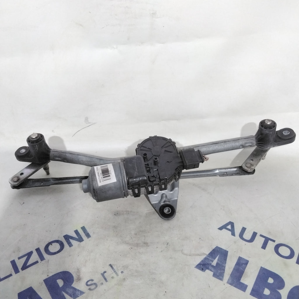 Front Wiper Motor Alfa Romeo 159 year 2007 code: 33972401(2p)