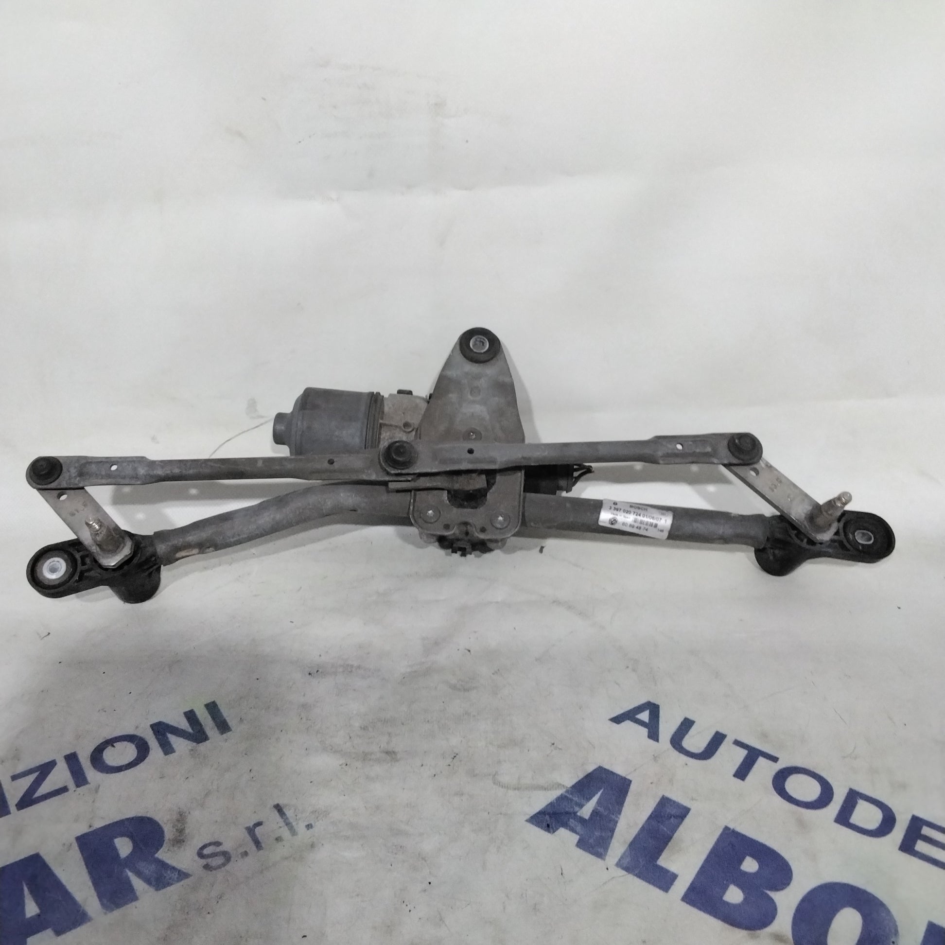 Front Wiper Motor Alfa Romeo 159 year 2007 code: 33972401(2p)