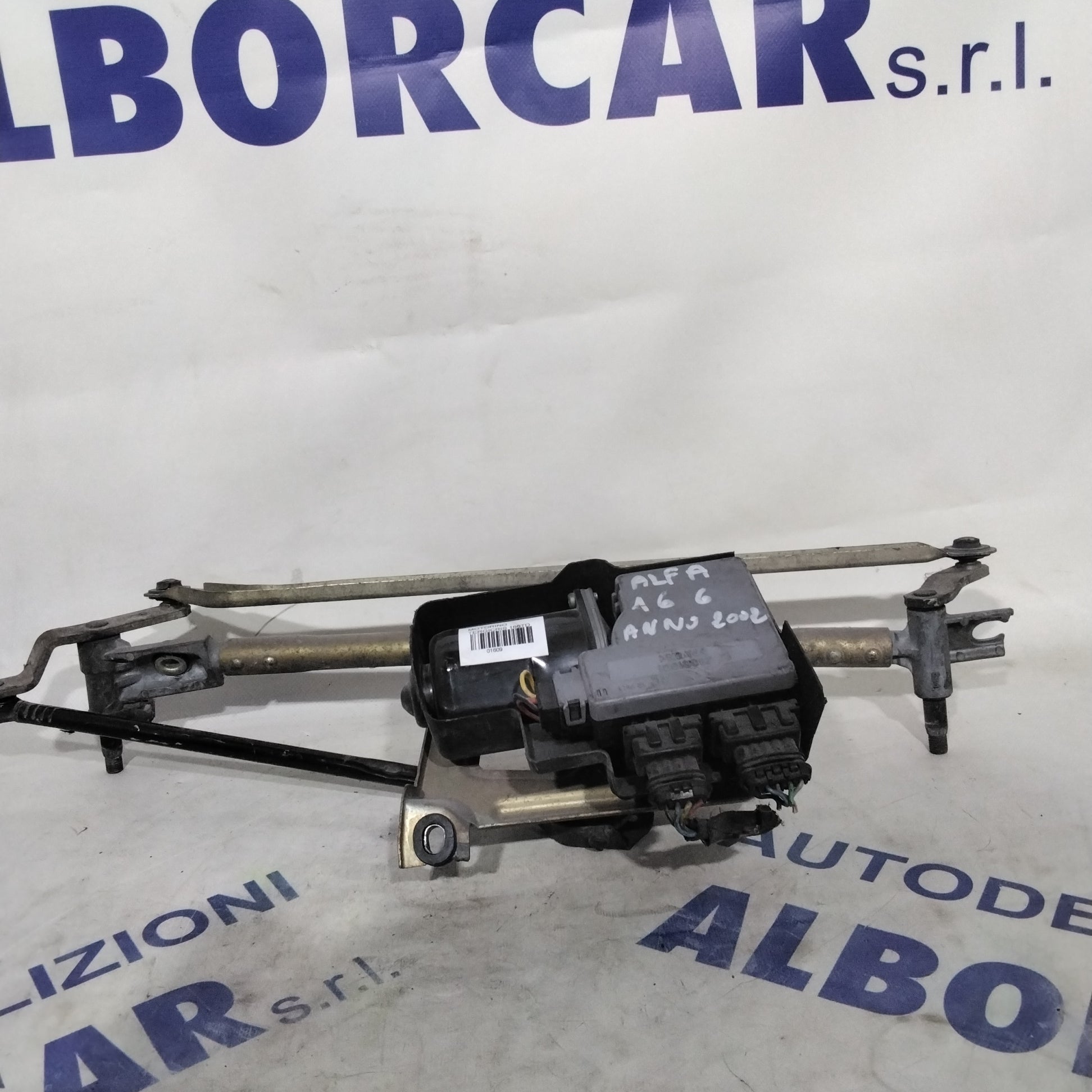 Alfa Romeo 166 2002 front wiper motor code:23001001(2p)