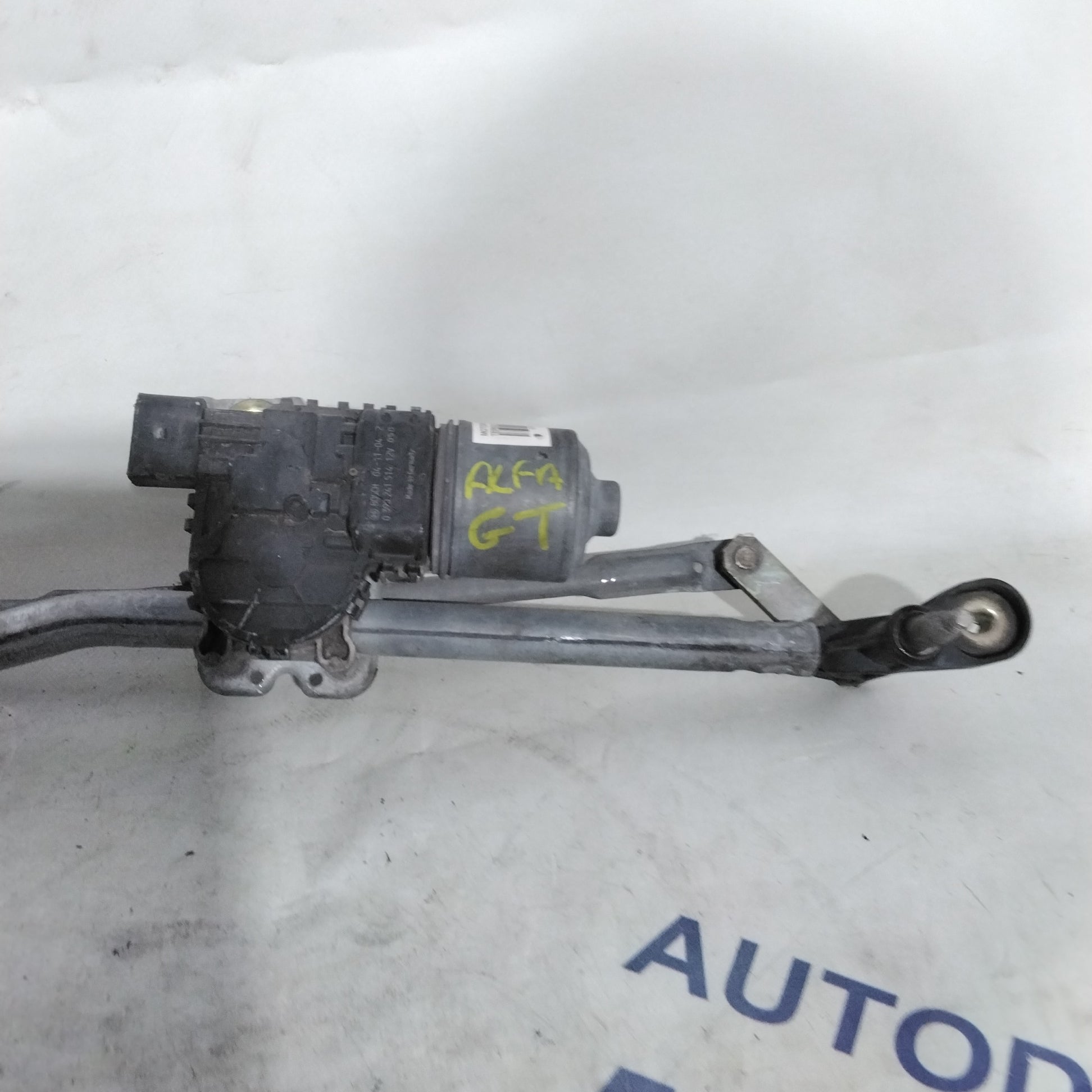 Front Wiper Motor Alfa Romeo GT year 2003 code: 0390241514 (2p)
