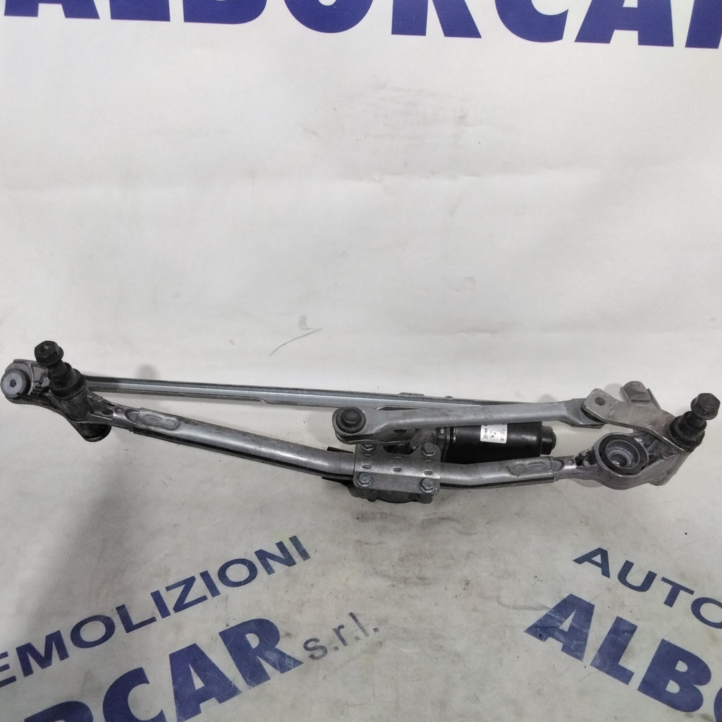 Front Wiper Motor BMW 3 Series 320 (E90) year 2007 part number: 697826301(2p)