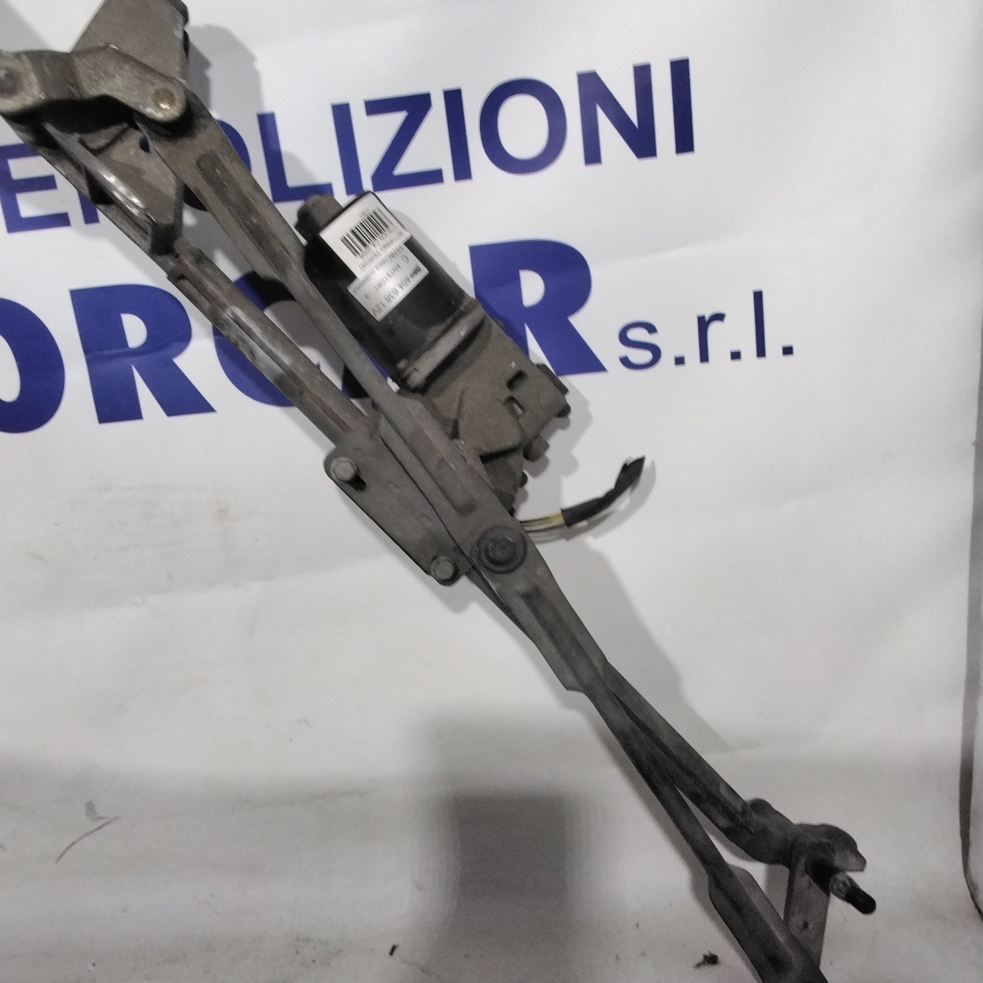 front wiper motor citroen c4 year 2008 code:404638(2p)