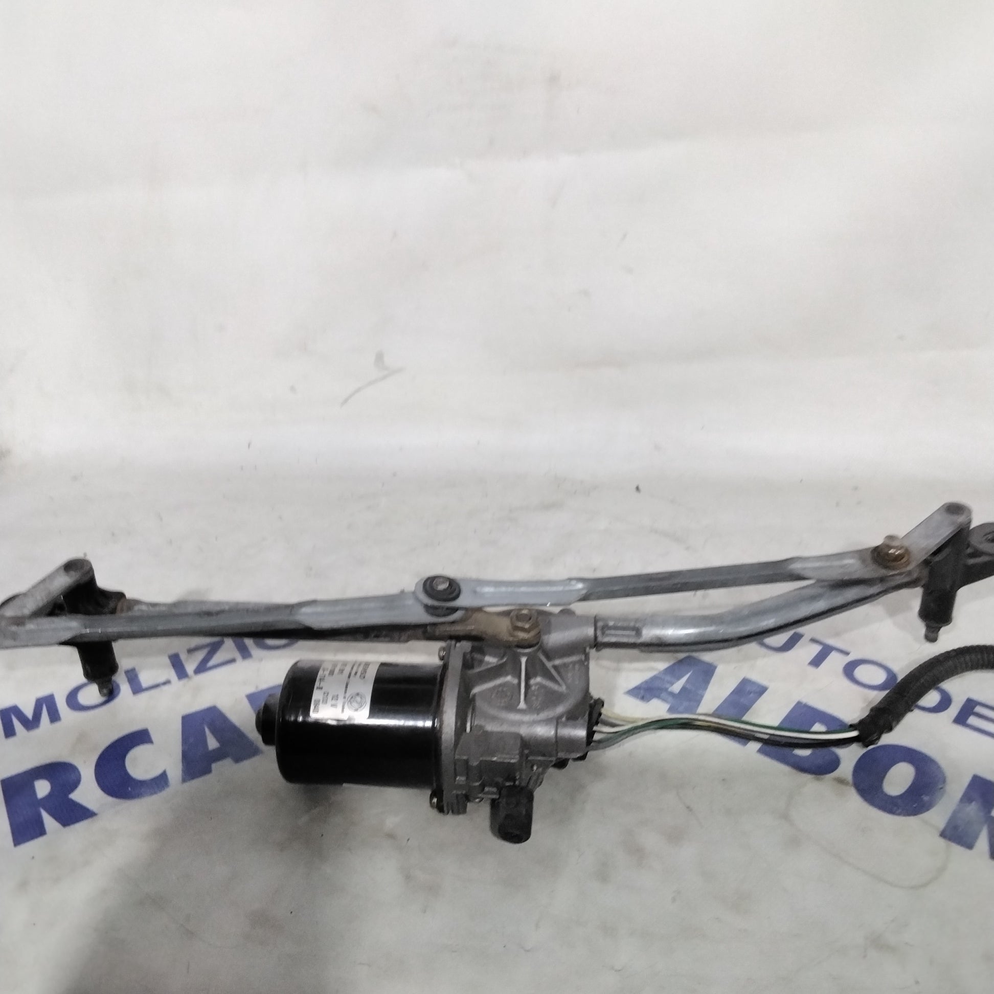 Front Wiper Motor Fiat Punto Mk2 Year 2002 Code: 60511003(2p)