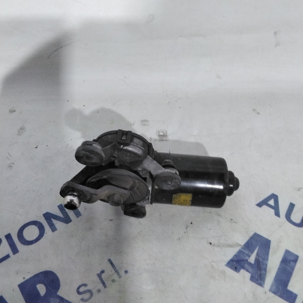 Front Windscreen Wiper Motor Hyundai Accent 1.6 year 1997 part number: 9810029000 (2p)