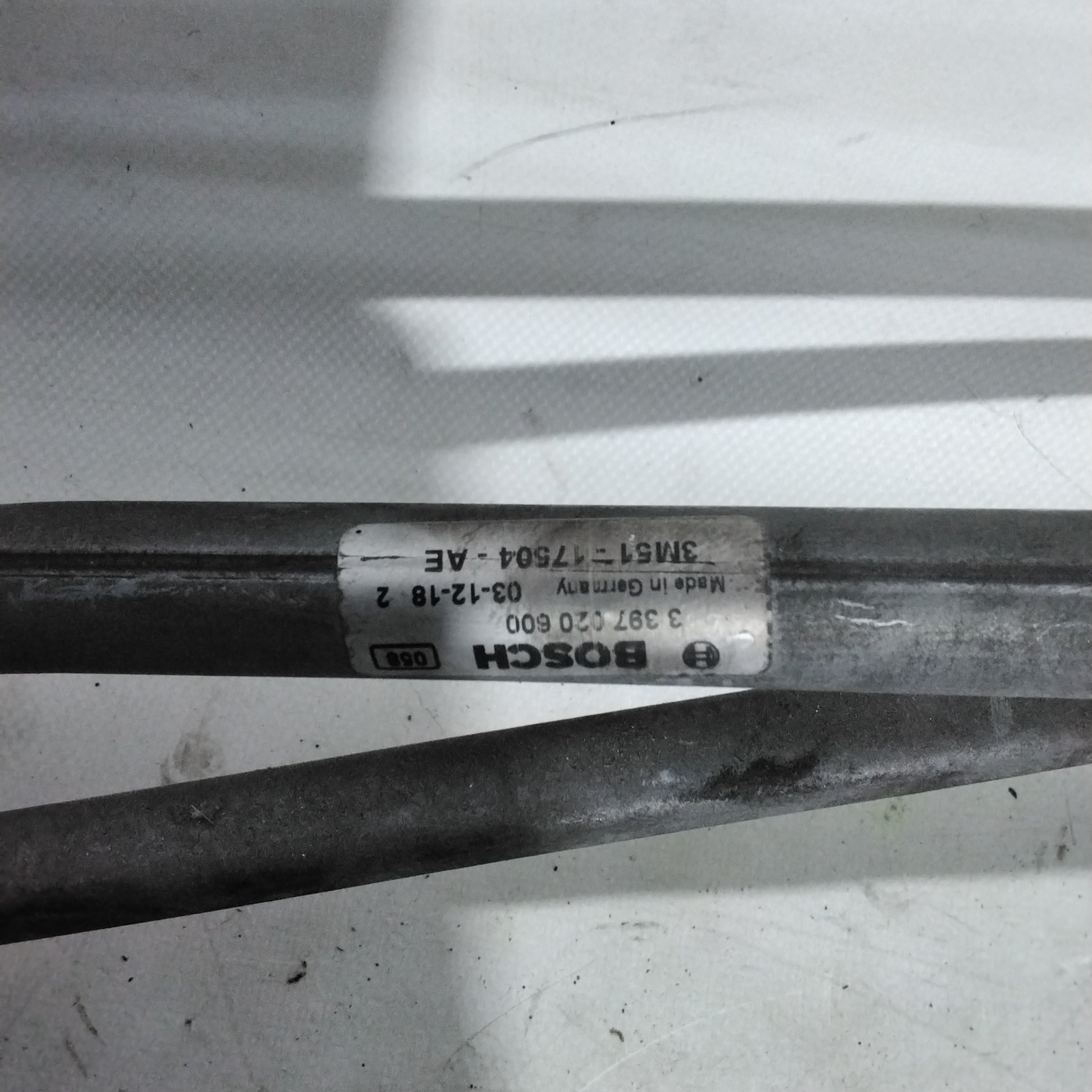 Motorino  Tergicristallo Anteriore ford c max anno 2003 codice:0390241124031209(2p)
