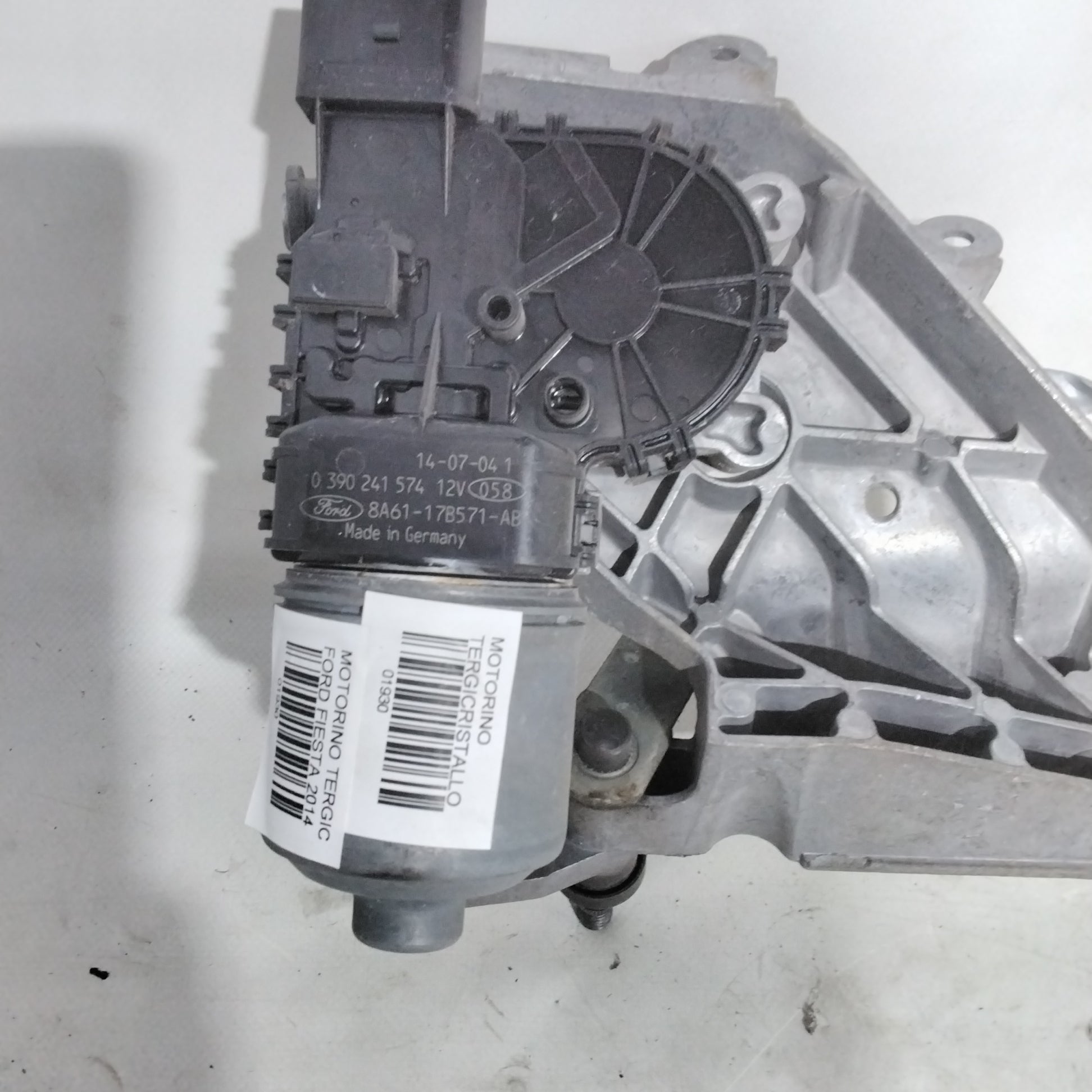 Front Wiper Motor Ford Fiesta year 2014 code:0390241574(2p)