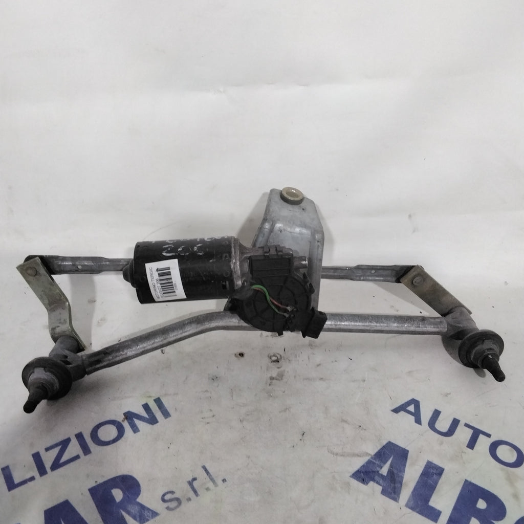 Front Wiper Motor Peugeot 206 year 2004 code: 0390241360 (2p)