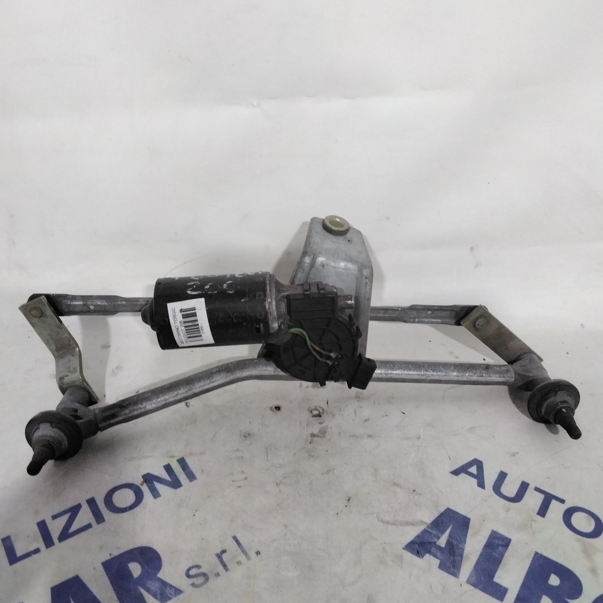Front Wiper Motor Peugeot 206 year 2004 code: 0390241360 (2p)