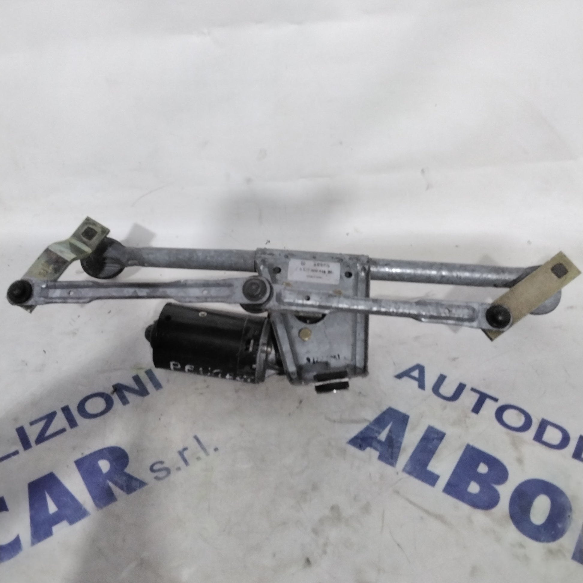 Front Wiper Motor Peugeot 206 year 2004 code: 0390241360 (2p)