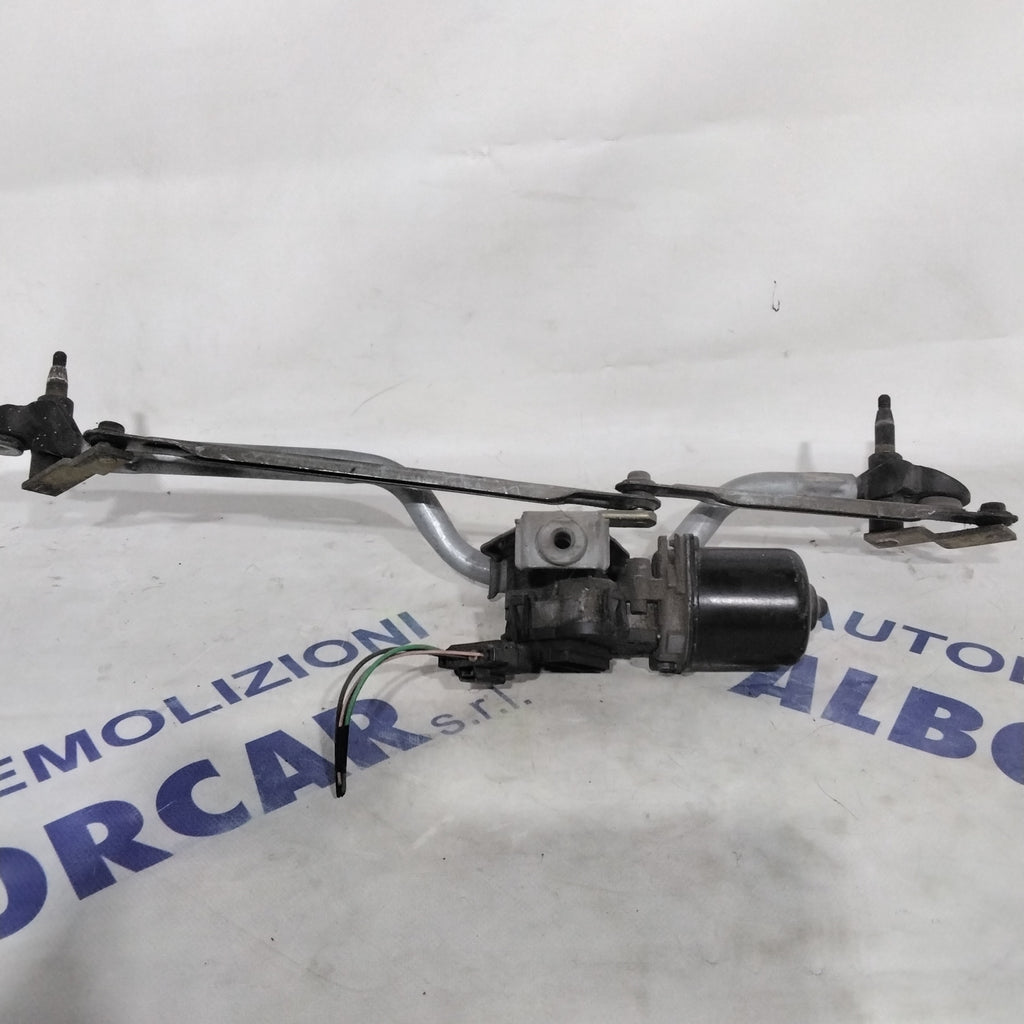 Front Wiper Motor Renault Clio second series year 2000/2004 code: 54508911(2p)