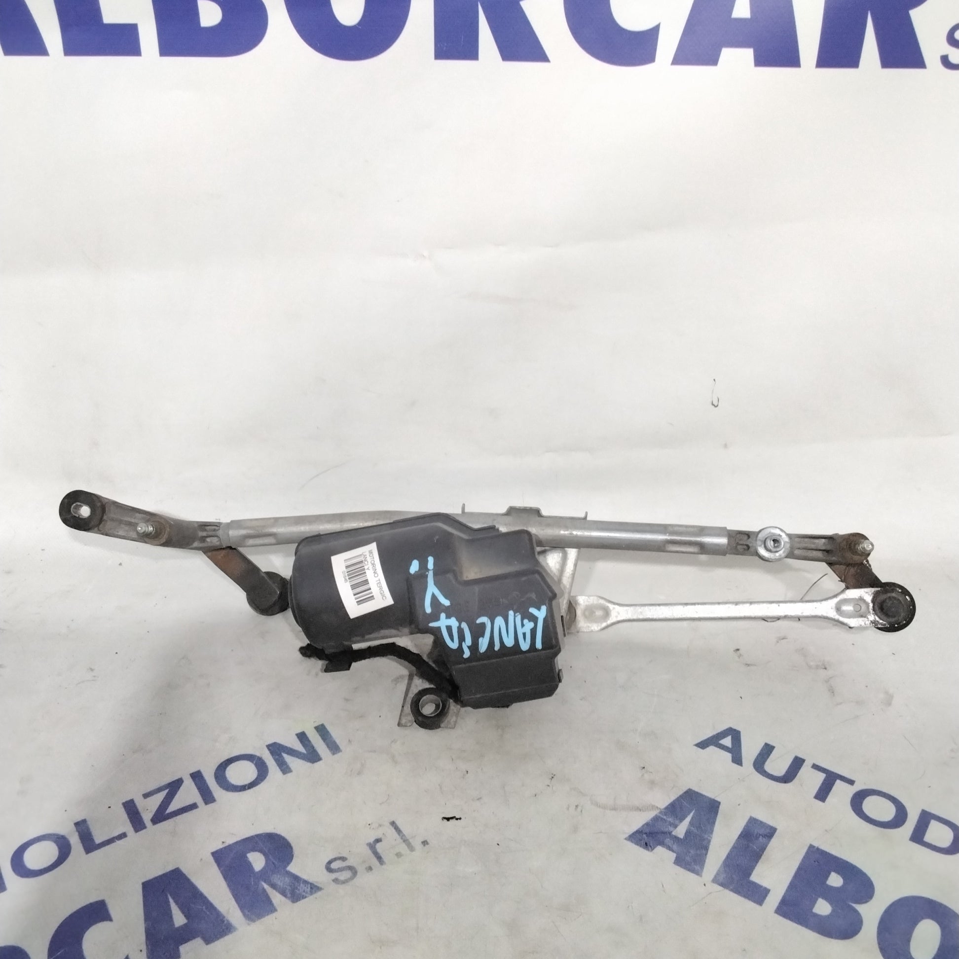 Front Wiper Motor Lancia Y year 2003 code:TGE209A(2p)