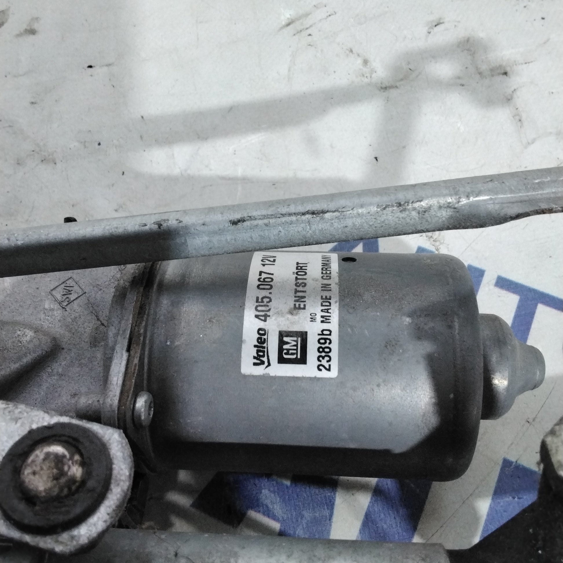 Front Windscreen Wiper Motor opel corsa year 2009 code:405067(2p)