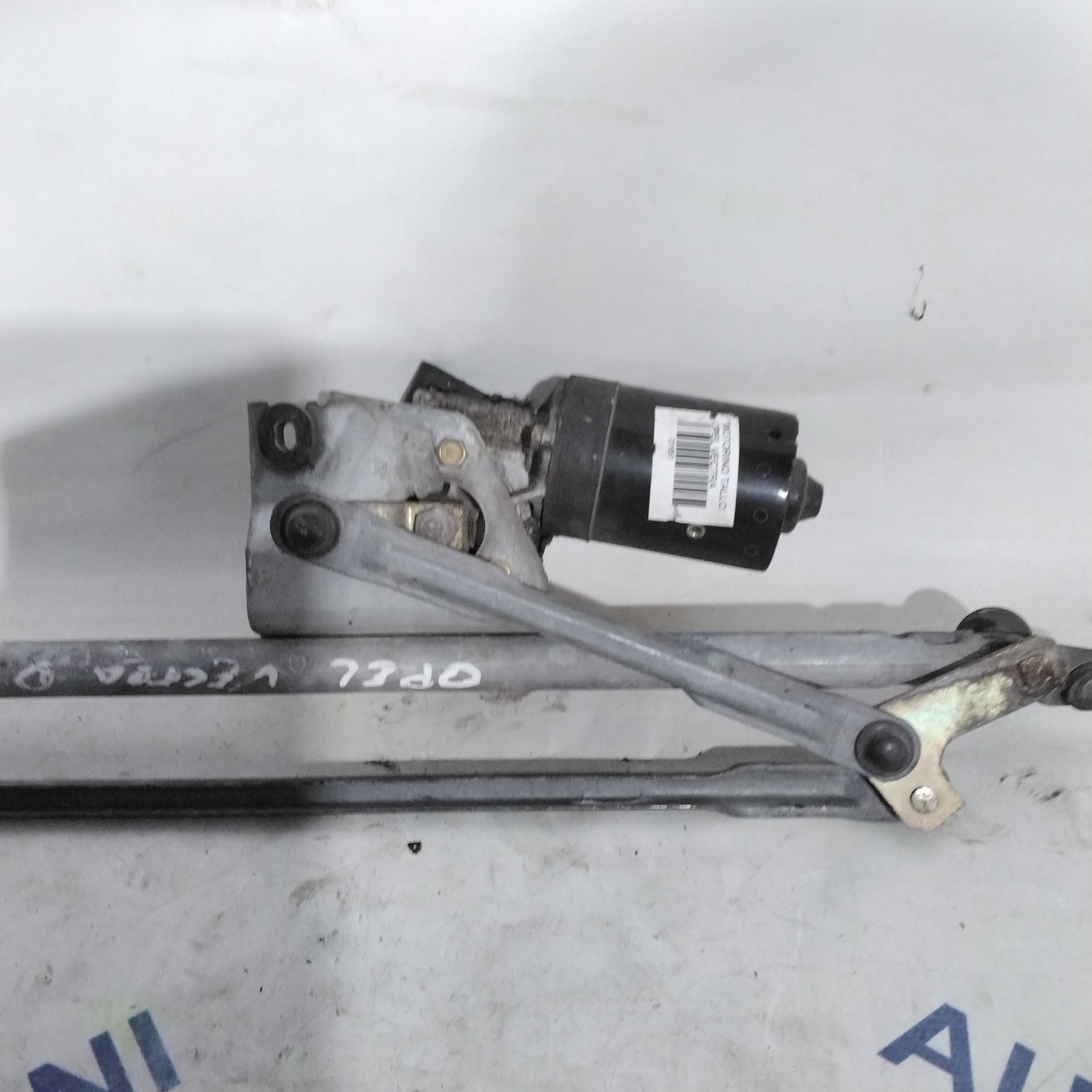 Front Wiper Motor Opel Vectra 2002 code:0390241182(2p)