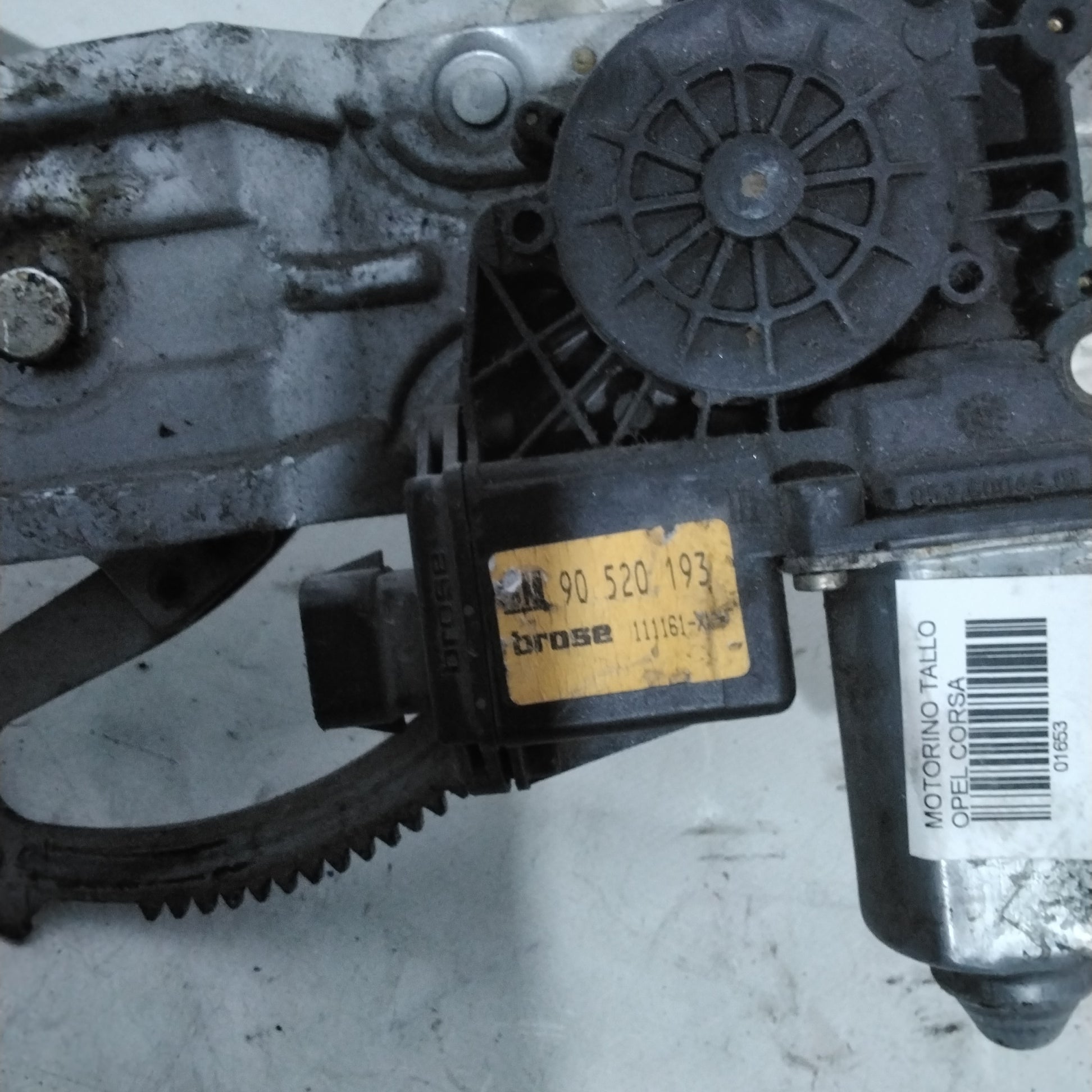 Front Wiper Motor Opel Corsa Year 1998 Code:90520193(2p)