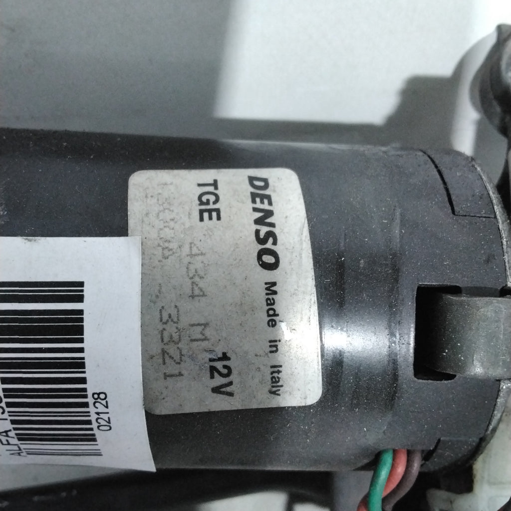 Motor de limpiaparabrisas delantero Alfa Romeo 156 año 2002 código: 1800A3321(2p)