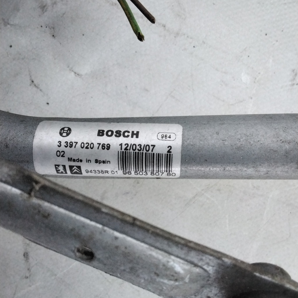 Front Wiper Motor Peugeot 207 Year 2007 Code: 3397020769 (2p)