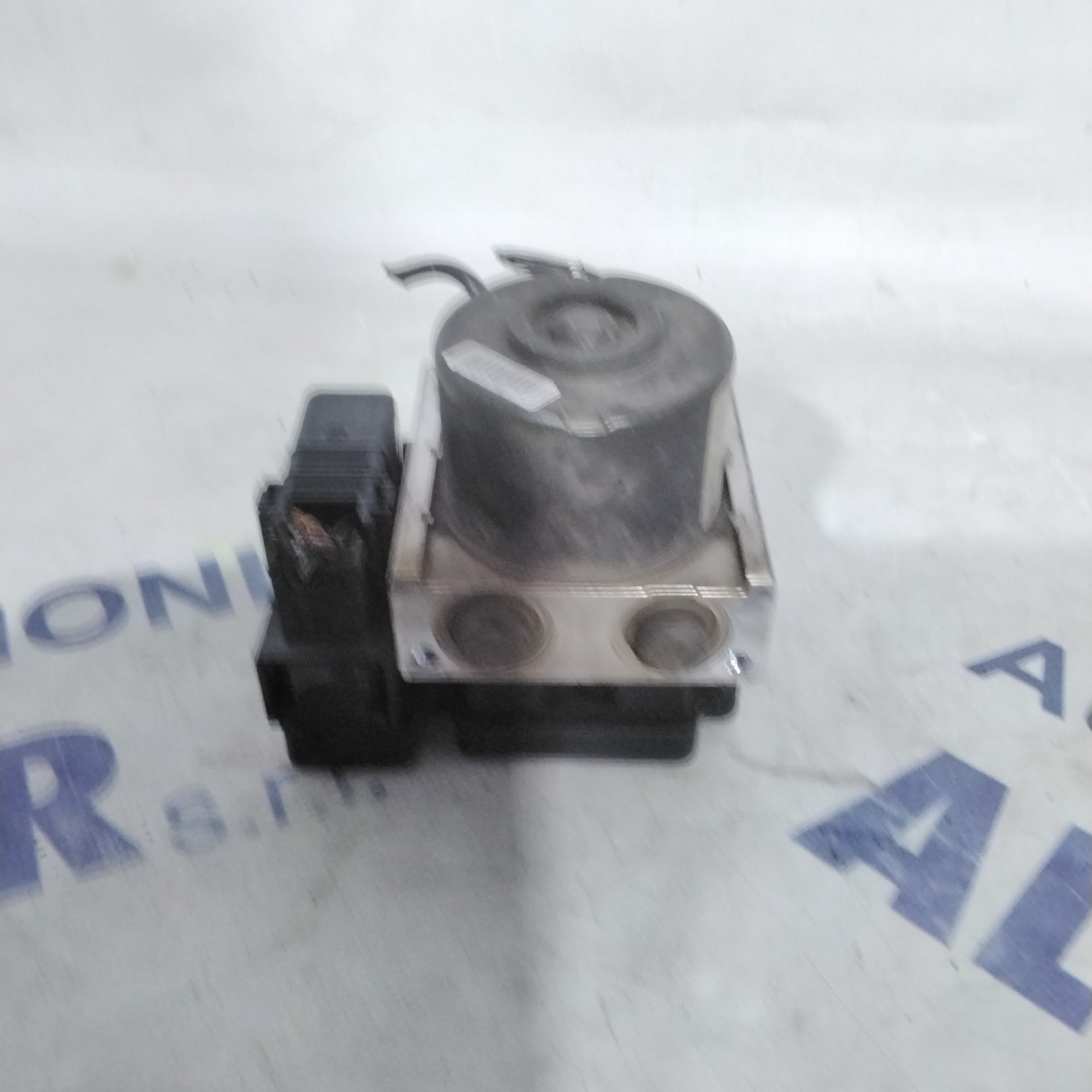 ABS Pump ECU Ford Fiesta 1.4 diesel year 2003 part number: 10020700334(sfA3p6)