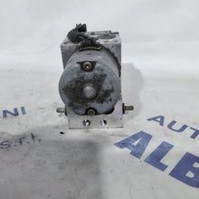 Carica l&#39;immagine nel visualizzatore di Gallery, Pompa Centralina ABS renault scenic 1.8 diesel anno 1998/2003 codice:0265220544(sfA3p5)

