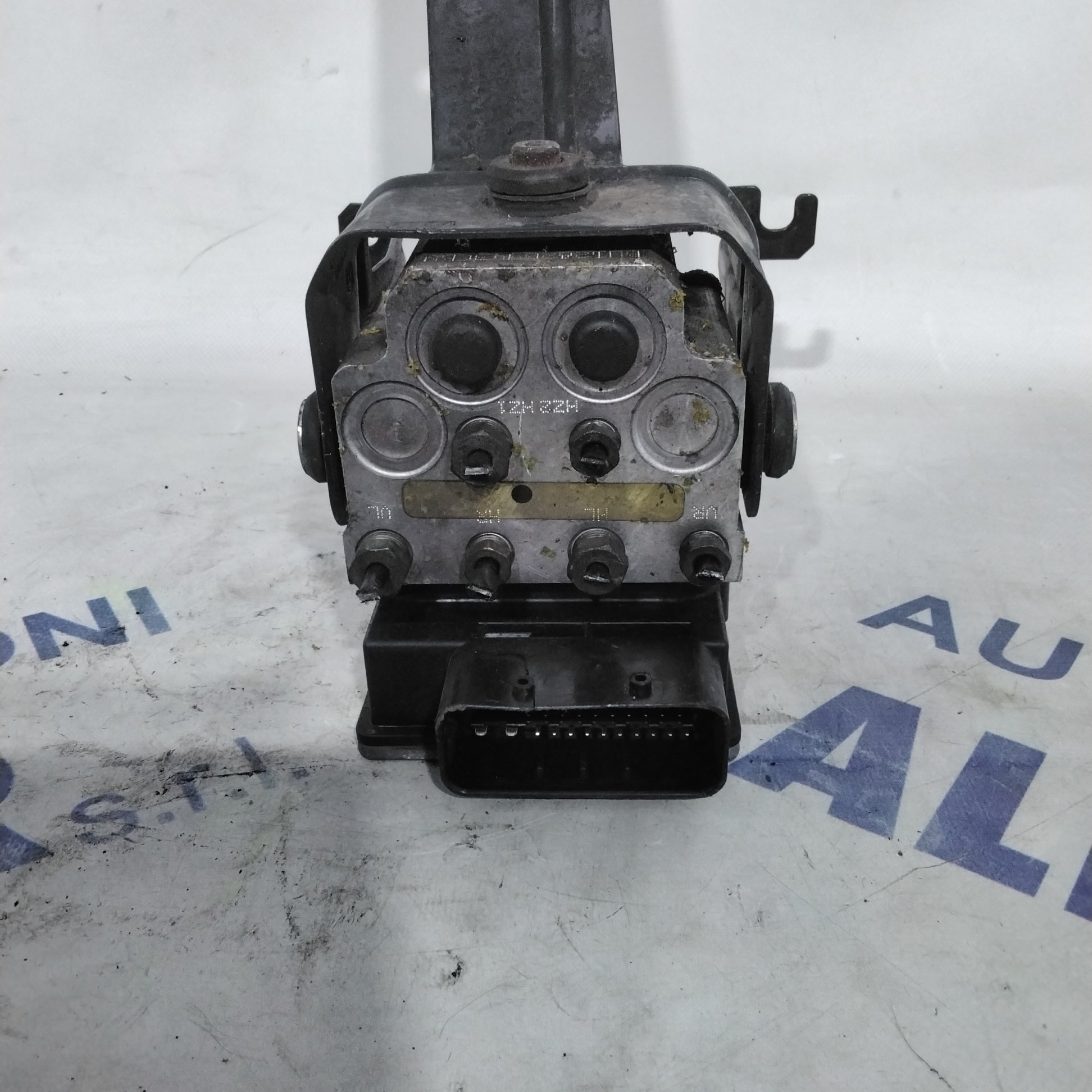 ABS pump Lancia Lybra 1.9 JTD year 2001 code:54084658B(sfA3p5)