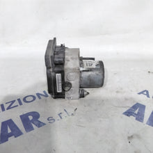 Carica l&#39;immagine nel visualizzatore di Gallery, Pompa Centralina ABS fiat grande punto 1.3 multijet anno 2007 codice:0265950628/0265800690(sfA3p5)
